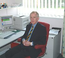 Dr Allan  Cuthill (m)